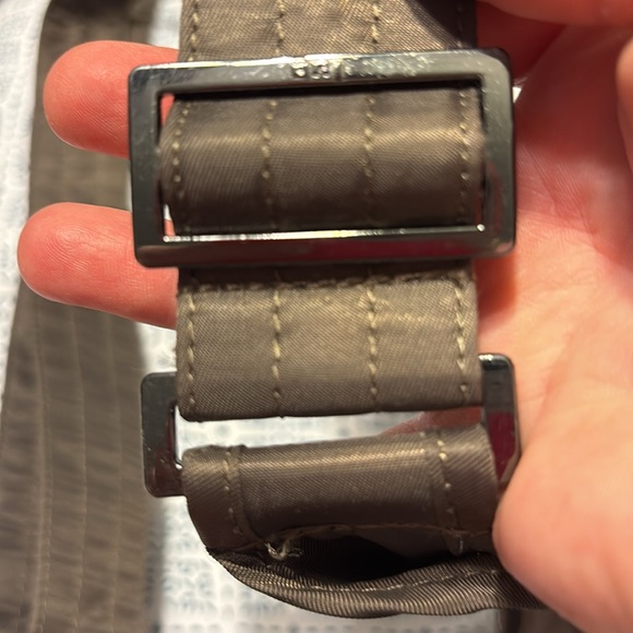 Lug Camper Travel Bag Crossbody Purse - Picture 10 of 10